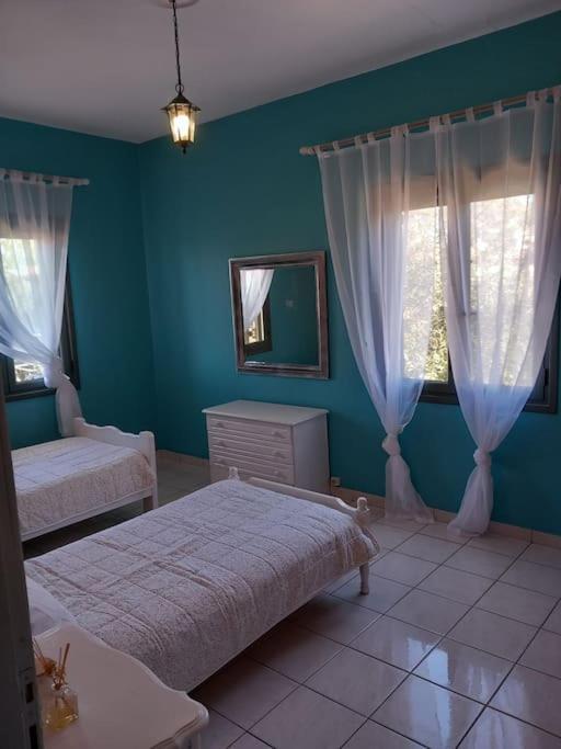 Stoupa Beachside Retro Apartment Екстер'єр фото