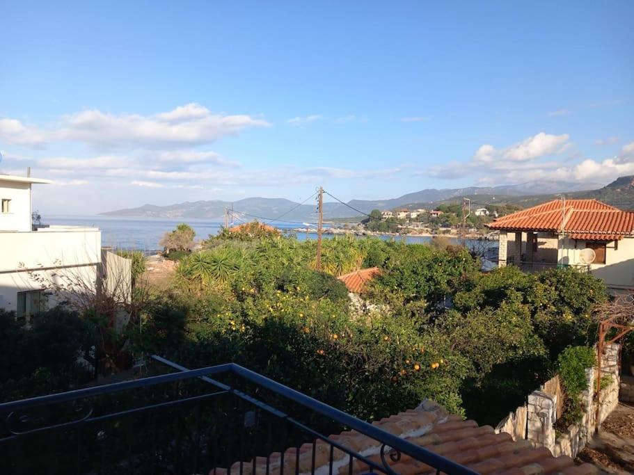 Stoupa Beachside Retro Apartment Екстер'єр фото